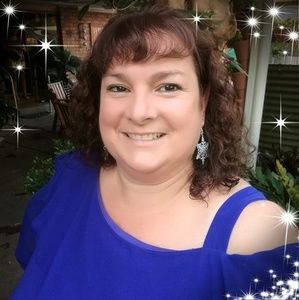 Meet your Posher, Alison